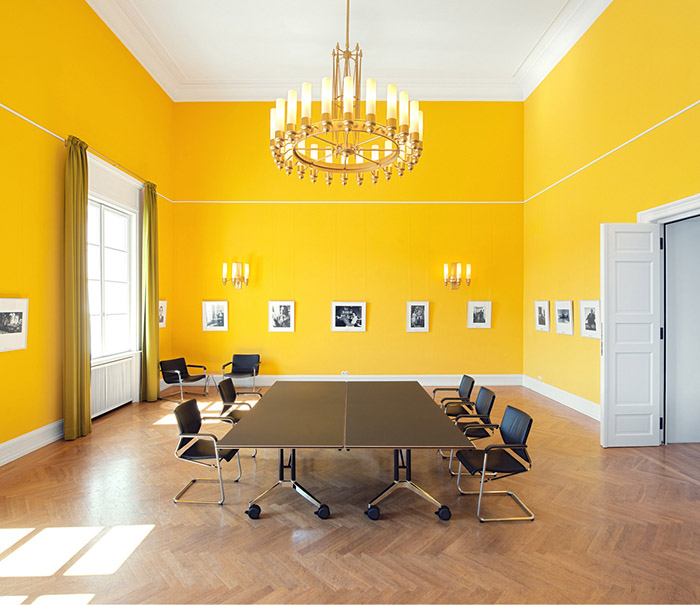 interior-painting-bright-colors-office
